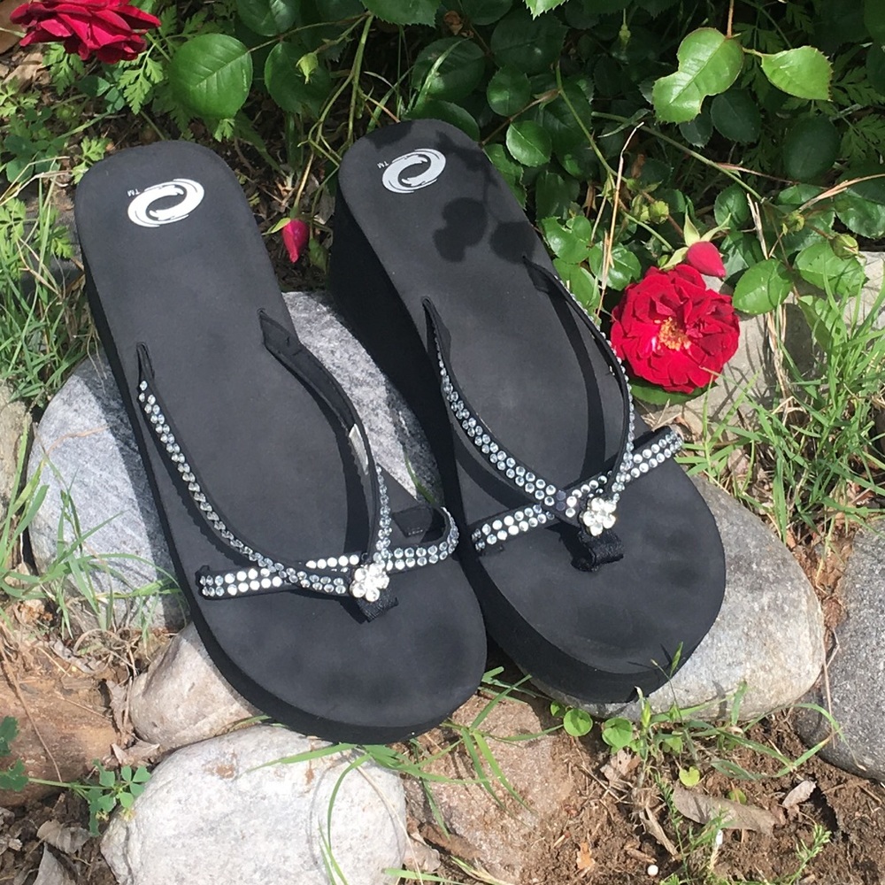 Wedge Rhinestone Sandals - Picture 3 of 7